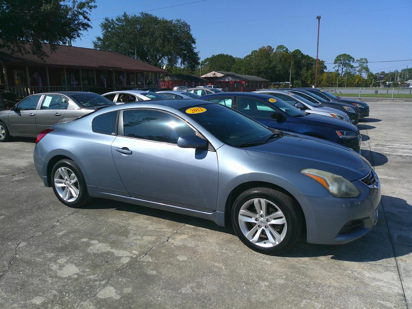 2012 GRAY NISSAN ALTIMA 2.5 S (1N4AL2EP4CC) , located at 10405 Abercorn Street, Savannah, GA, 31419, (912) 921-8965, 31.988262, -81.131760 - Photo#2